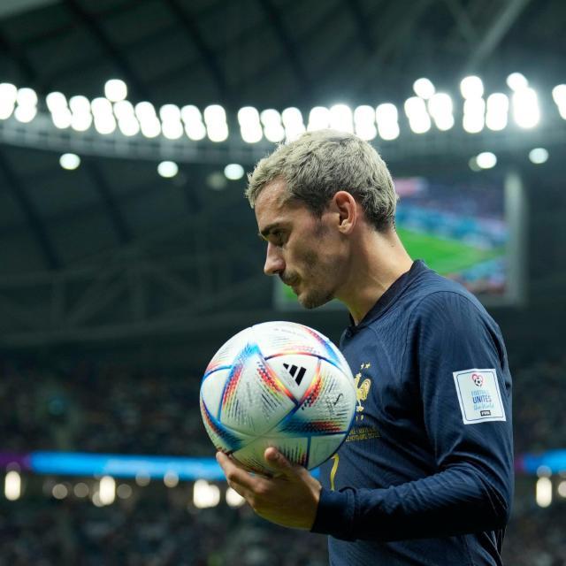 1679502958477073926.jpg 开云科技-姆队颠覆更衣室权力动态,格列兹曼起念离开法国队