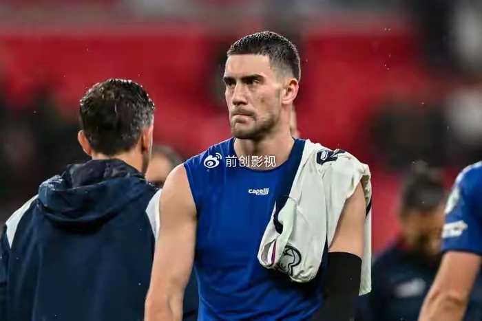 开云科技-免签大馅饼？巴萨盯上尤文神锋，2200万年薪他敢要，巴萨敢给吗|巴塞罗那|尤文图斯|中锋|弗拉霍维奇|转会_新浪体育_新浪新闻